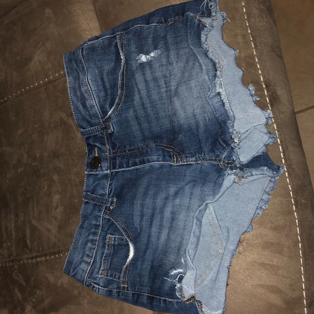 Shorts - Picture 2 of 2